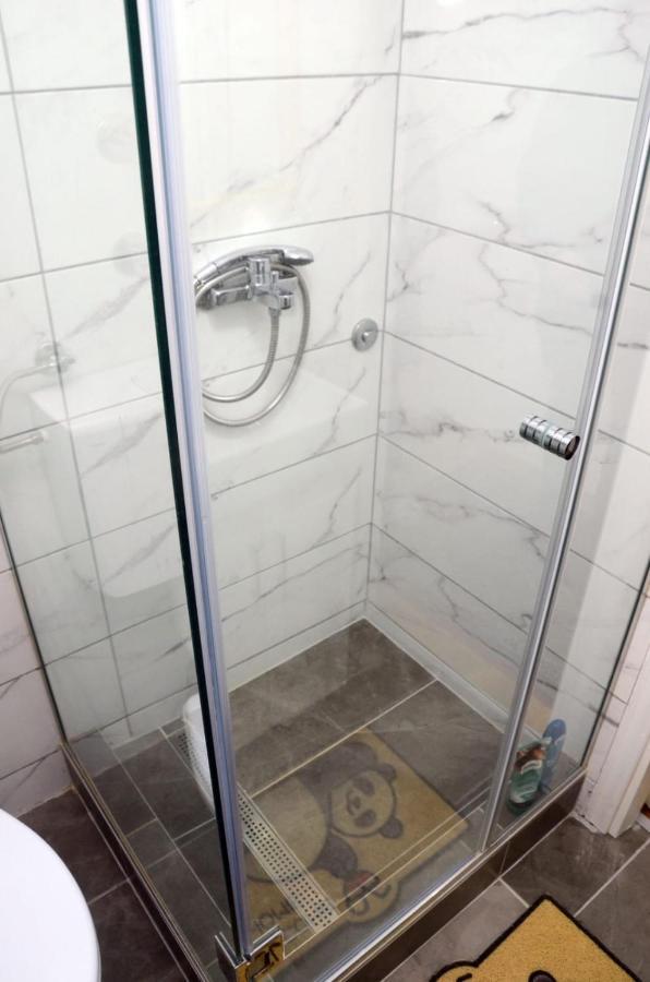 Apartman Djura Belgrado Exterior foto